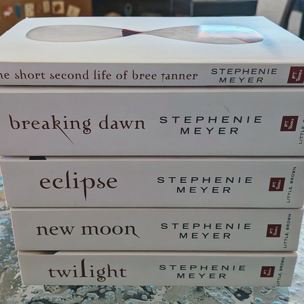 Twilight Saga Five Book Set by Stephenie Meyer